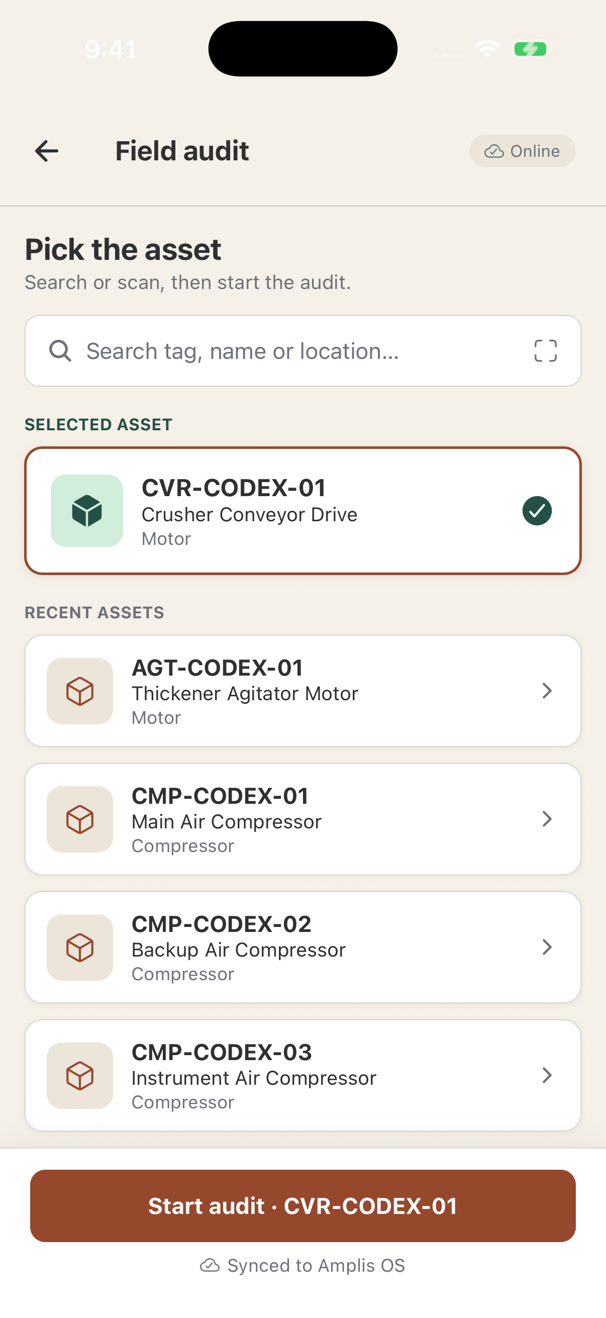 Amplis OS mobile Field audit screen with selected asset and Online status